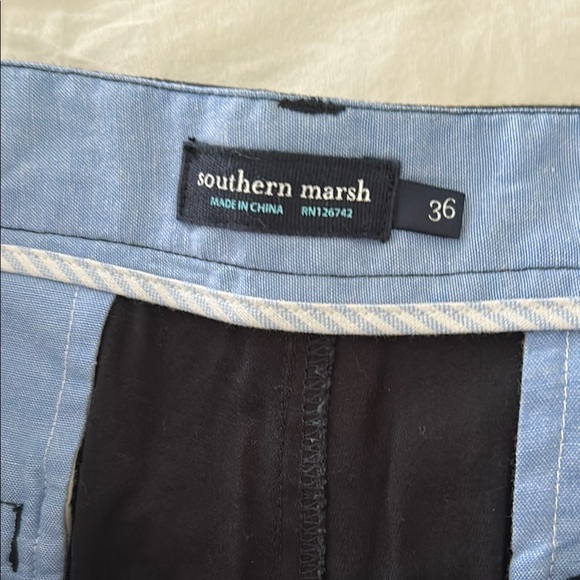 Southern Marsh Men's Navy Flat Front Shorts 36 - Picture 2 of 4